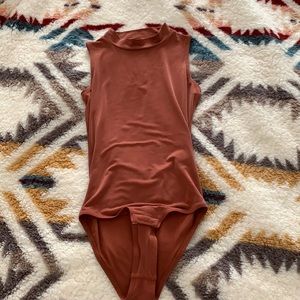 Madewell burnt Orange bodysuit